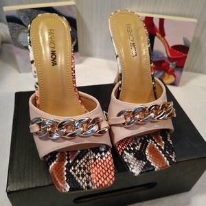 Fashion Nova sandals